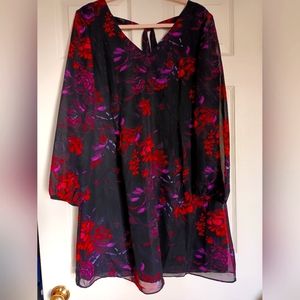 Gorgeous brand new 9 West dress in a size Medium